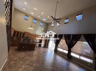 2747 W Silver Fox Way, Phoenix, AZ 85045
