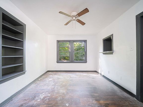 5th image of 706-708 Ridgelea Ave