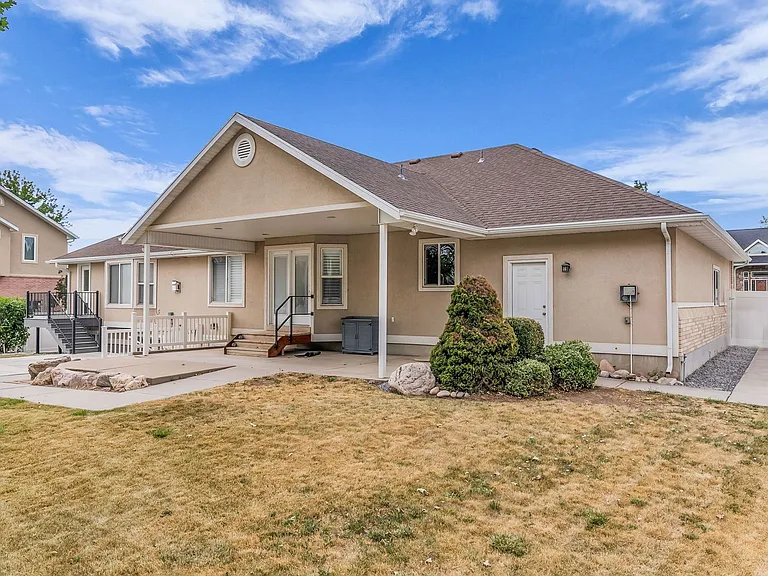 1429 W Flint Meadow Dr — Photo 51