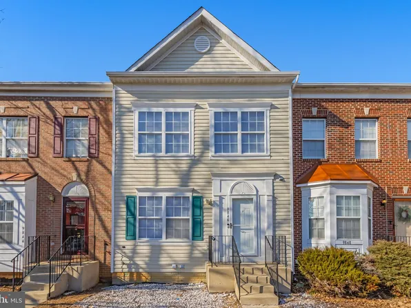 9846 Royal Commerce Pl, Upper Marlboro, MD 20774