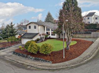 813 23rd St SW, Puyallup, WA 98371
