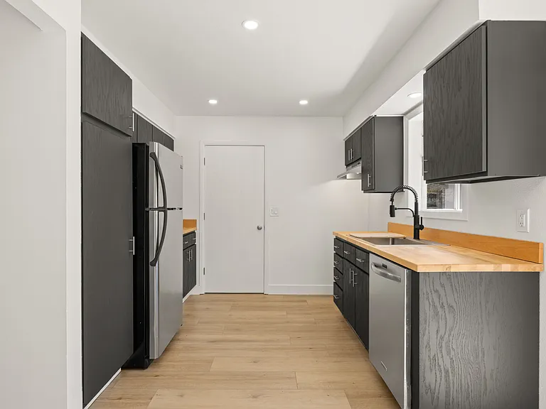 6472 SW 46th Pl — Photo 17