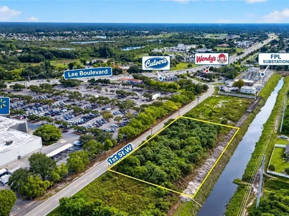 2623 1st St W, Lehigh Acres, FL 33971