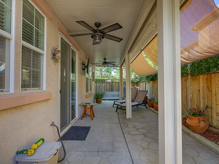 905 Equinox Loop — Photo 23