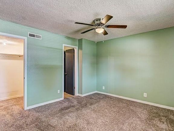 5th image of 1701 Sunrise Dr