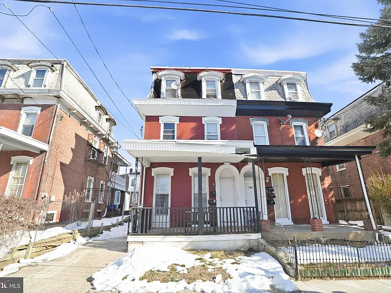 1705 Harrison St #1 — Photo 1