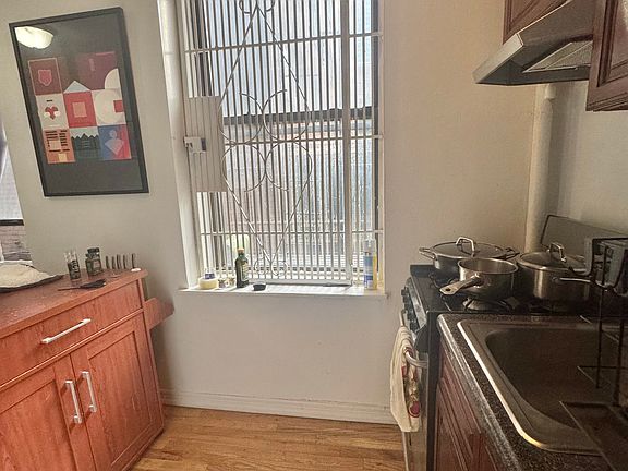 2nd image of 1229 1st Ave #1