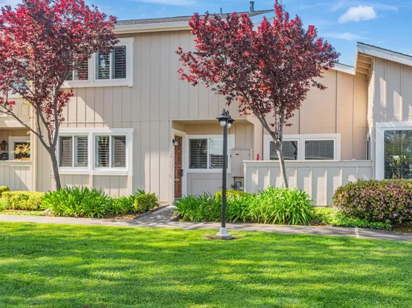 702 Nina Ln, Foster City, CA 94404