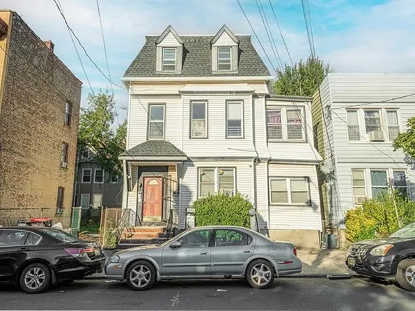 272 Kearney Ave, Jersey City, NJ 07305