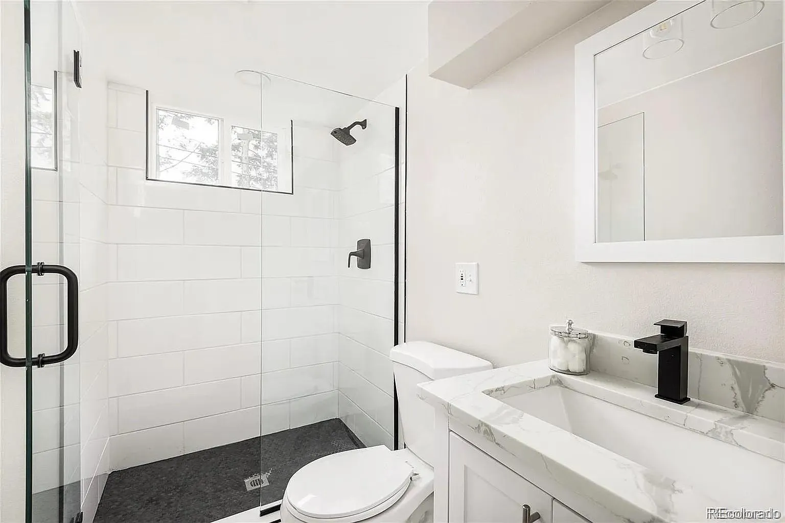 5 bed, 1700 sqft, $3,300 — Photo 4