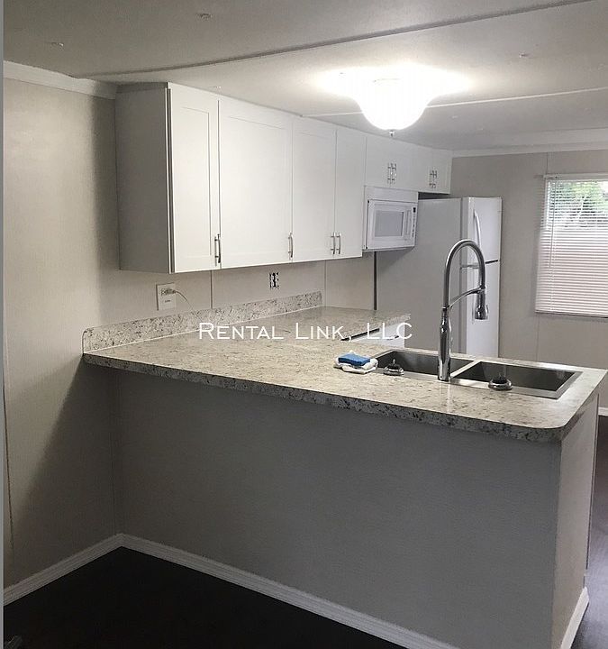 1st image of 8395 Hart Dr