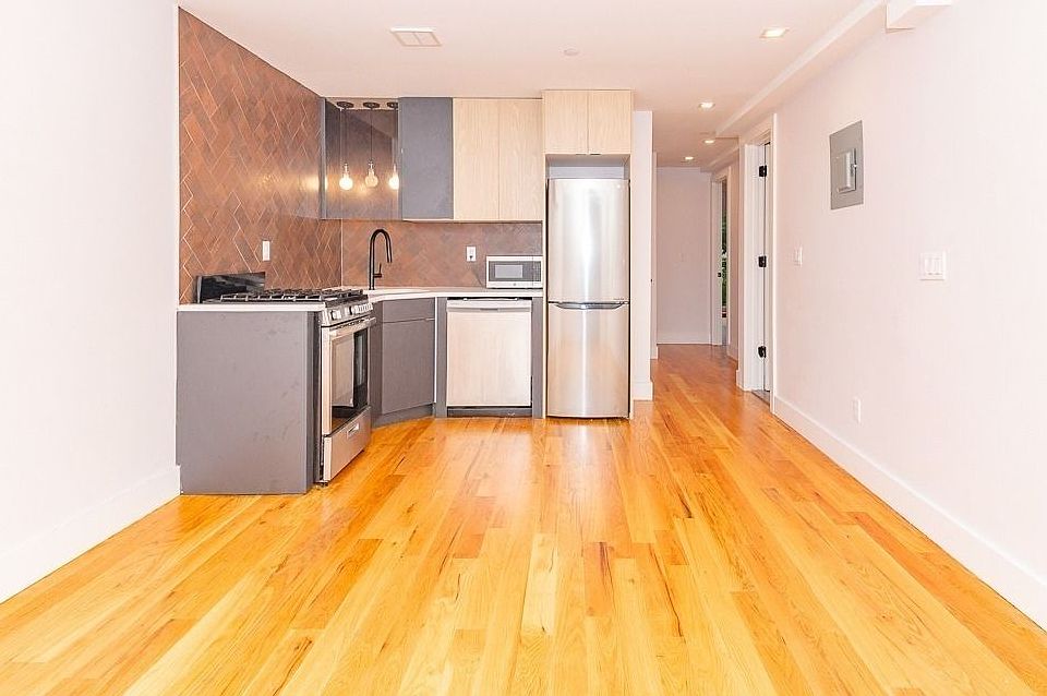 1st image of 234 Quincy St #4A