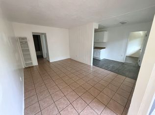 1139 Gardenia Ave APT 6, Long Beach, CA 90813