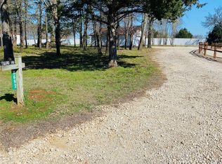 Apple St, Kingston, OK 73439