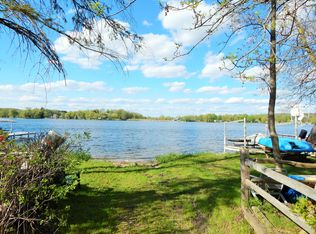 4983 Lakeview Ave, Hubertus, WI 53033