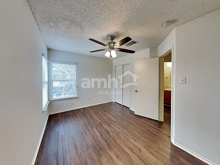 3212 Walleye Way — Photo 13