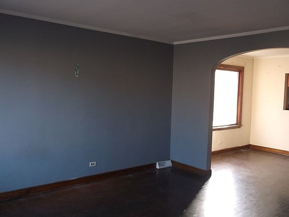 5th image of 10638 S Avenue N