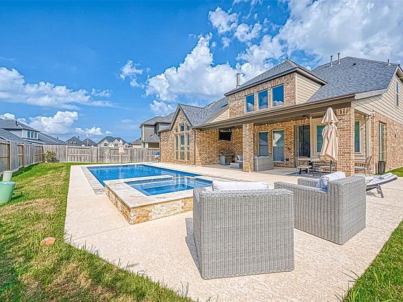 3rd image of 29107 Sage Meadow Trl