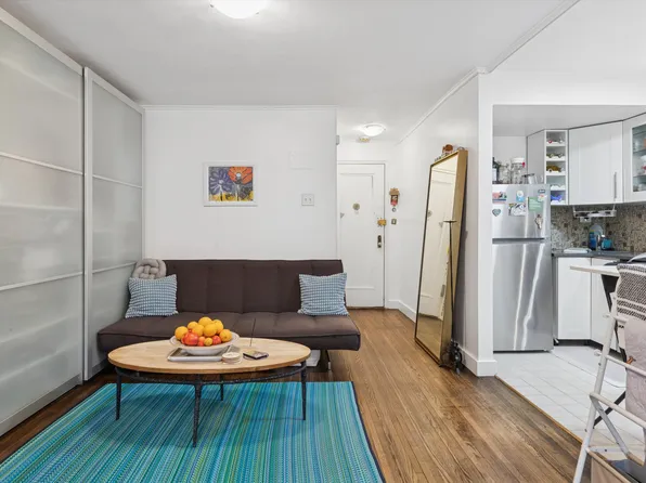 75-02 Austin Street image 2 of 15