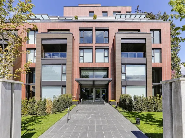 1561 W 57th Ave #703, Vancouver, BC V6P 0H5