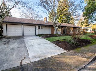8525 SW Rebecca Ln, Beaverton, OR 97008