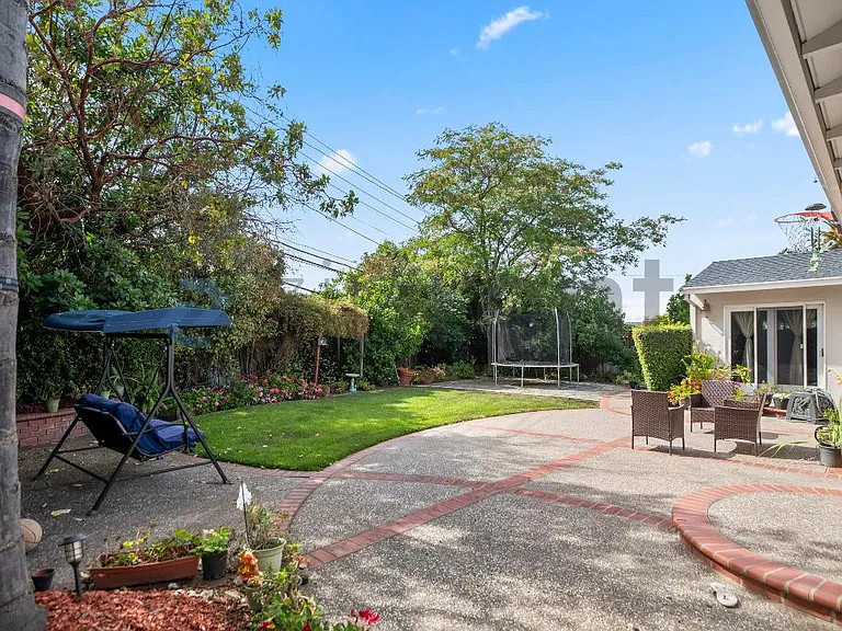 1010 Teal Dr — Photo 31