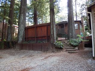 111 Huckleberry Trl, Woodside, CA 94062