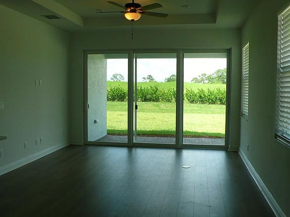 4th image of 27046 Viterbo Way