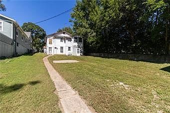 4th image of 1024 Mound St