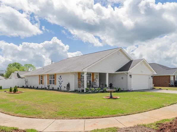 112 Herrick Dr SW, Huntsville, AL 35824