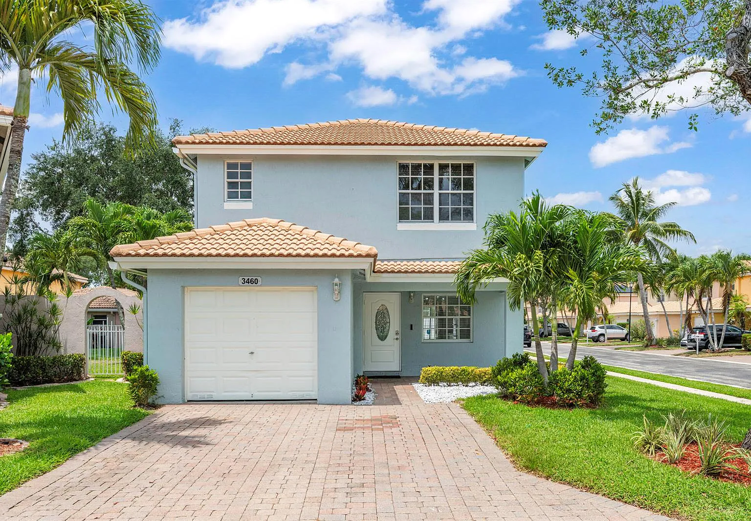 3 bed, 2.5 bath, $3,000 — Photo 1