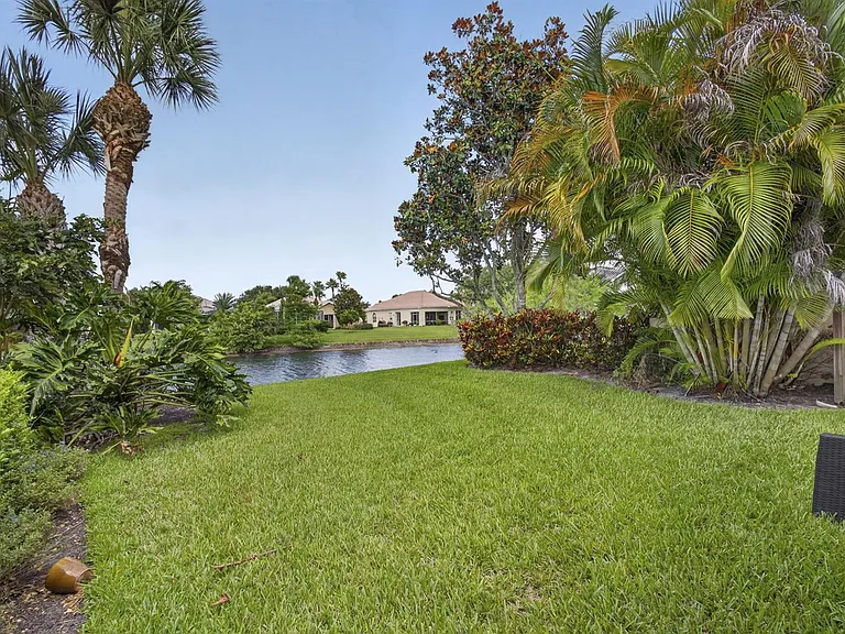 8154 Montserrat Pl — Photo 45