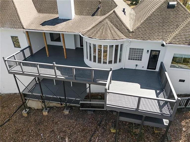 350 Kelson Dr — Photo 57