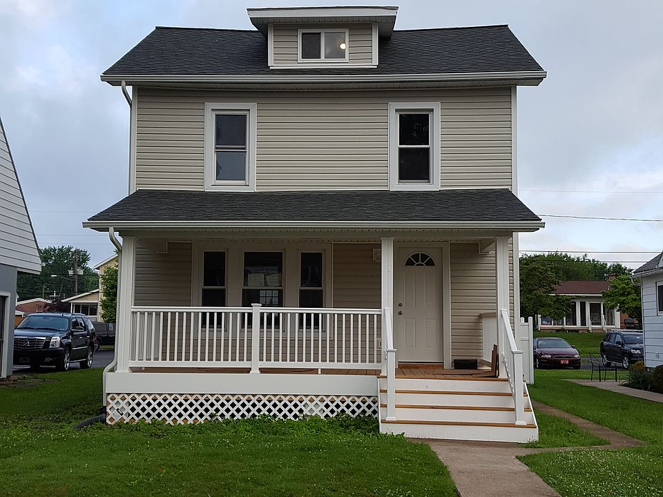 1st image of 409 N Washington St