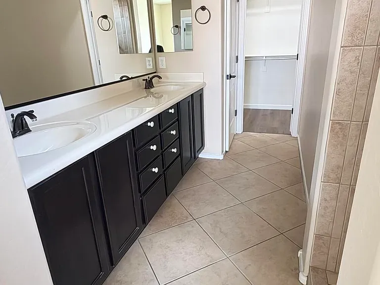 10786 W Yearling Rd — Photo 10