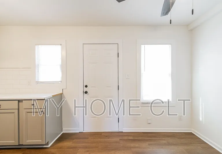 929 Cantwell St #2 — Photo 10
