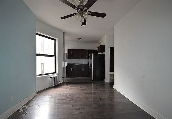 3rd image of 554 W 148th St APT 34