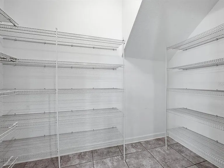 11854 Sonnet Ave — Photo 10