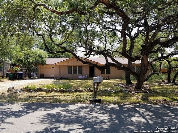 2nd image of 2215 Parhaven Dr
