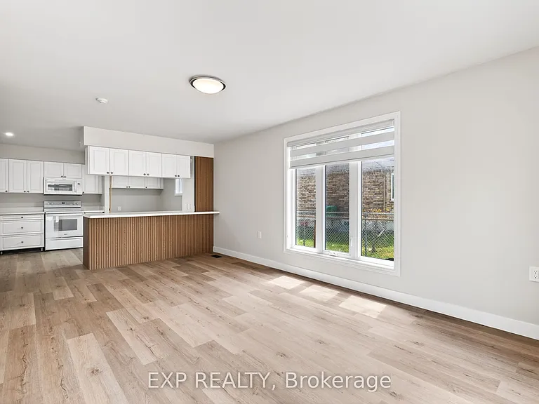 263 Anne St N #1 — Photo 17