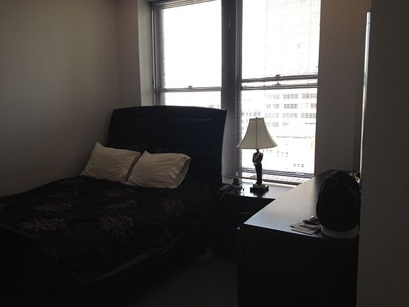 4th image of 108 W Jefferson St APT 808