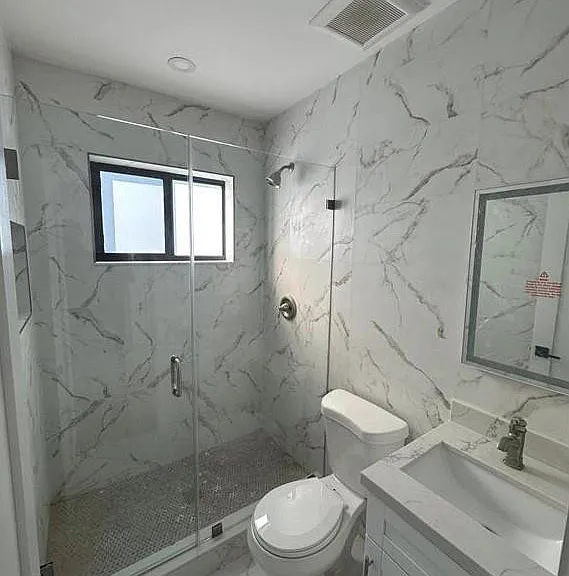 170 W 58th St — Photo 20