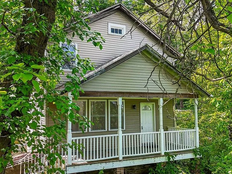 629 South Rd — Photo 1