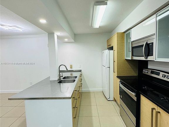 3rd image of 5705 W 20th Ave APT 410