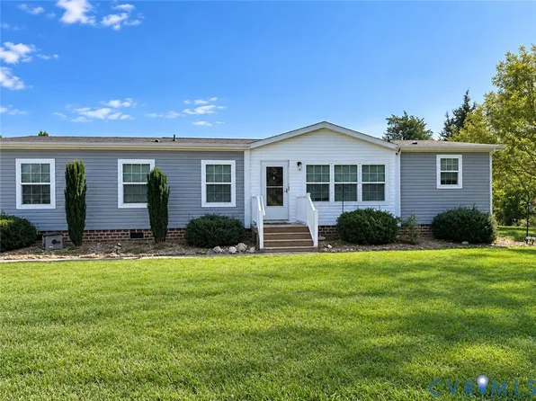1385 Waltons Store Rd, Louisa, VA 23093
