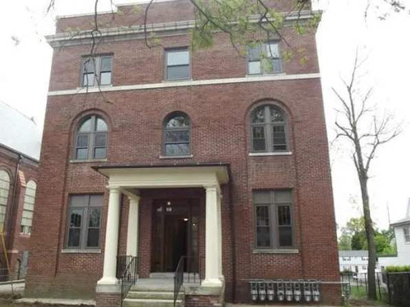 Moore Street Apartments