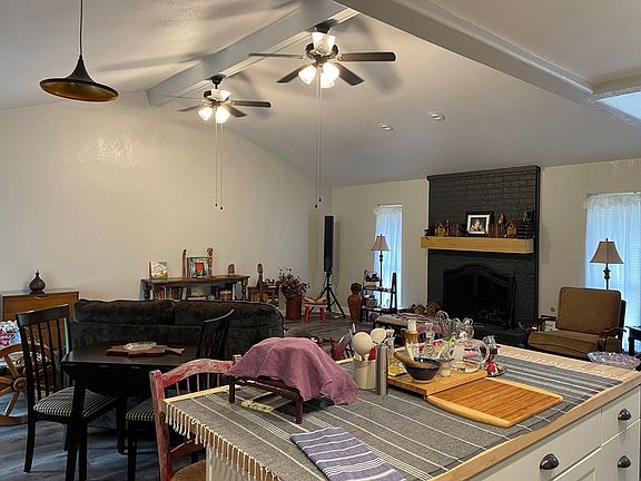 4th image of 1106 Rushwood Dr