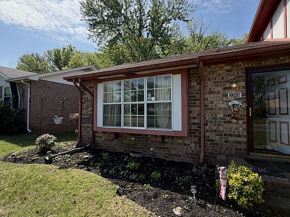 2nd image of 3305 Country Way Rd
