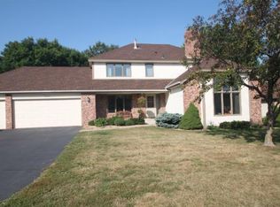 12524 Pinehurst Dr, Burnsville, MN 55337