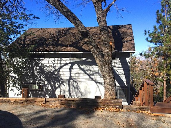 3rd image of 1441 Sequoia Dr #A